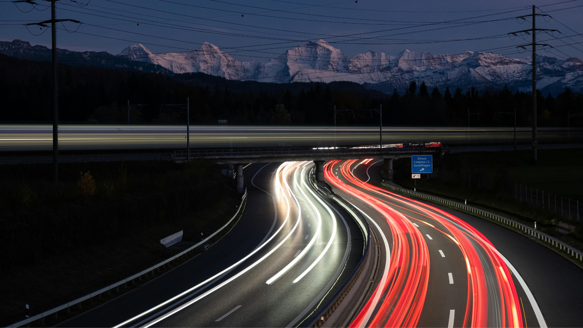 What to Do if Your Car Breaks Down on the Las Vegas Freeway