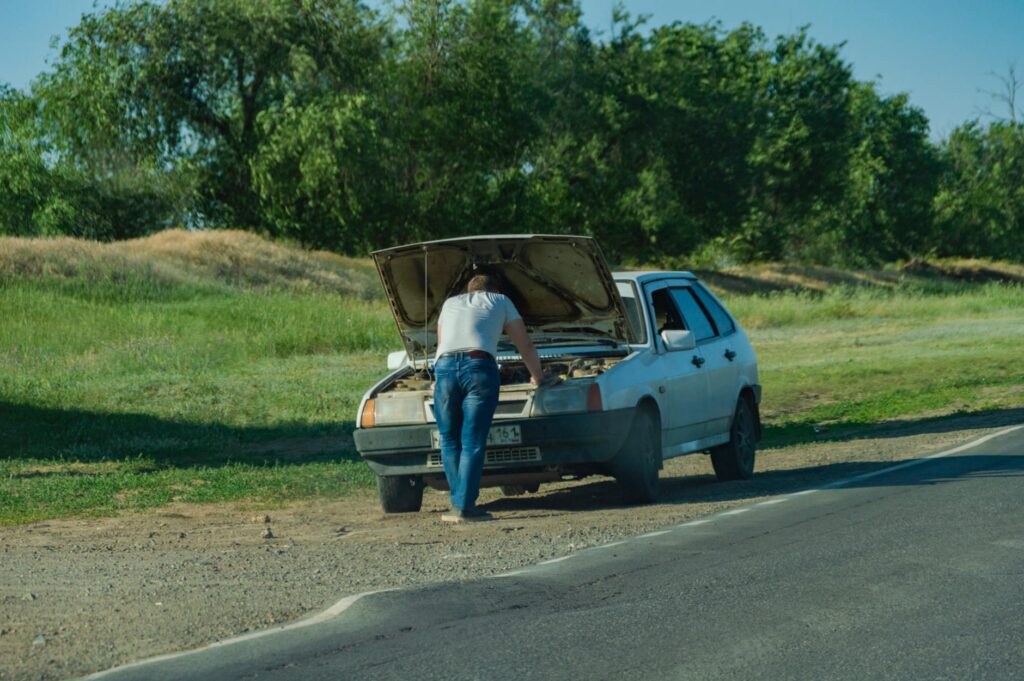 An infographic showing common car breakdown causes. — reasons for towing Las Vegas
