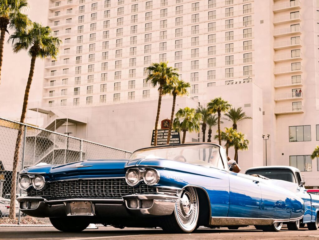 An infographic showing key factors for reliable cheap towing Las Vegas