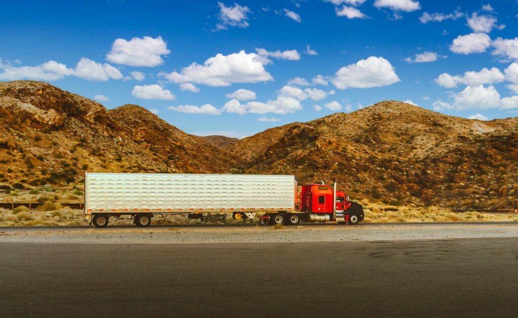 Image of a tow truck in Las Vegas with scenic background. — save money towing Las Vegas