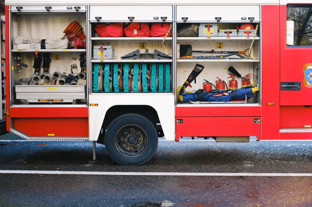 A checklist of essential items to keep in your vehicle for emergencies. — emergency towing Las Vegas