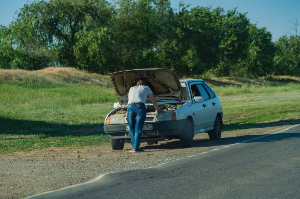 An infographic showing common causes of vehicle breakdowns. — car breakdown las vegas