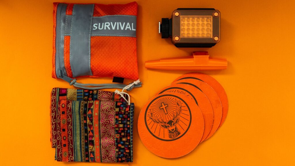 Visual checklist of items to include in a roadside kit, designed for quick reference. — roadside checklist las vegas